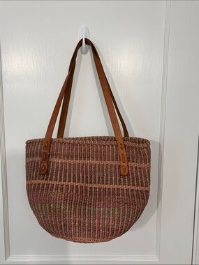 Hand made Sisal Basket Bag/Tote Bag with Brown Leather Straps